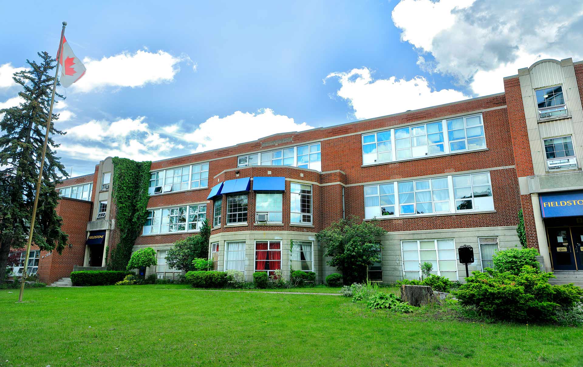 Slideshow Fieldstone School